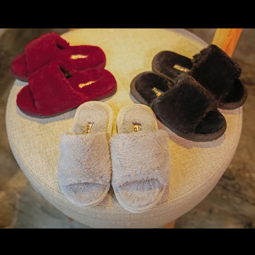 Chaussons enfants en pour hiver - semelle caoutchouc Ref 986975