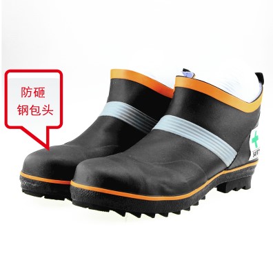 Chaussures - bottes caoutchouc homme pour printemps Ref 959323
