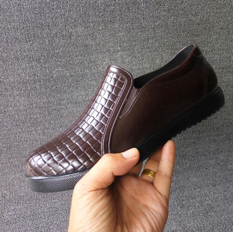 Chaussures - bottes caoutchouc homme pour printemps semelle plastique Ref 961433