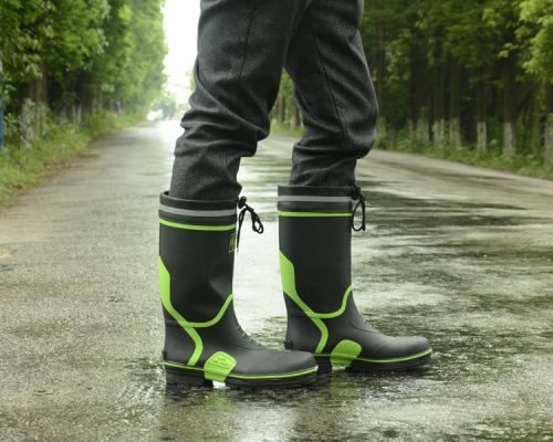 Chaussures - bottes caoutchouc homme pour été semelle Ref 961825