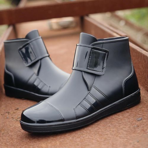 Chaussures - bottes caoutchouc homme pour printemps semelle plastique Ref 962209