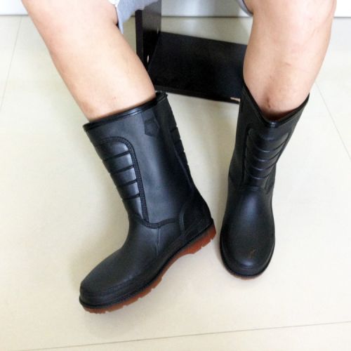 Chaussures - bottes caoutchouc homme pour hiver Ref 962226