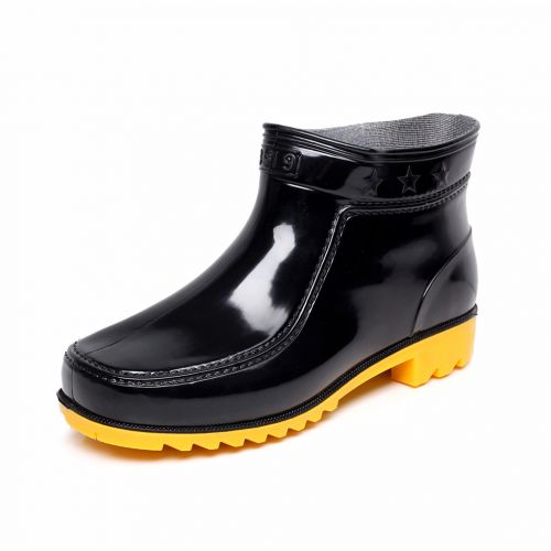 Chaussures - bottes caoutchouc homme pour hiver semelle plastique Ref 962736