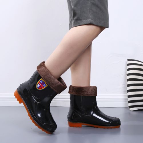 Chaussures - bottes caoutchouc homme pour hiver semelle plastique Ref 963342