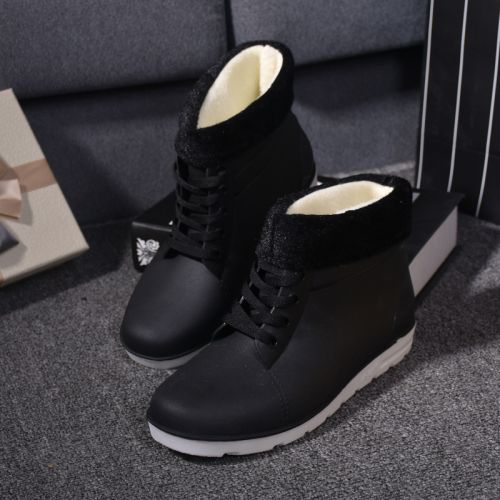 Chaussures - bottes caoutchouc homme pour hiver semelle plastique Ref 963616