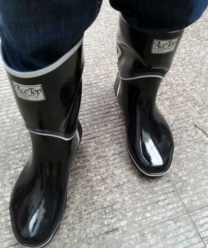 Chaussures - bottes caoutchouc homme semelle Ref 963746