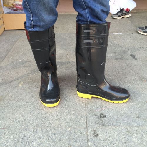  Chaussures - bottes caoutchouc homme Ref 964129