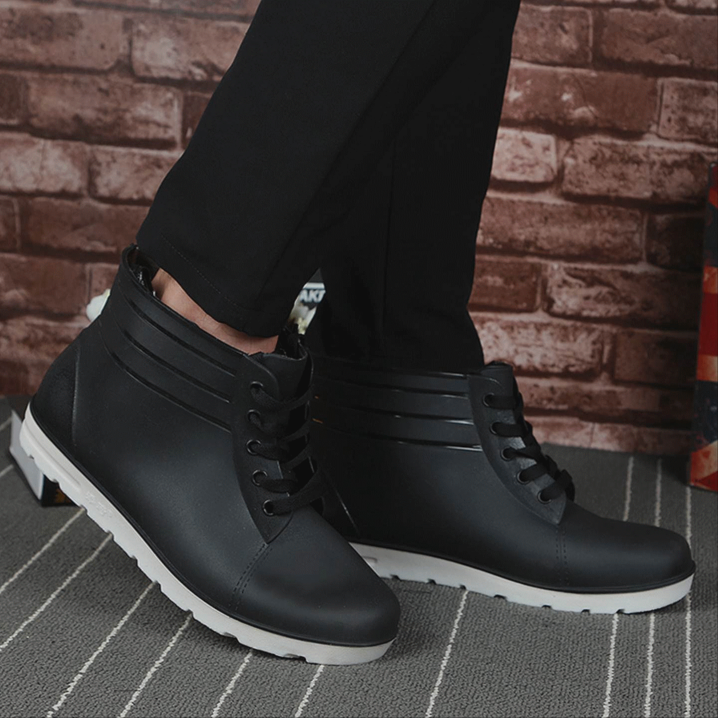 Chaussures - bottes caoutchouc homme pour hiver semelle plastique Ref 964426