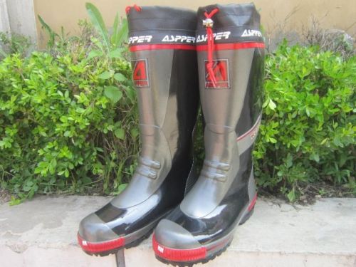 Chaussures - bottes caoutchouc homme pour été semelle Ref 964866