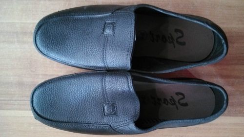 Chaussures - bottes caoutchouc homme semelle plastique Ref 966561