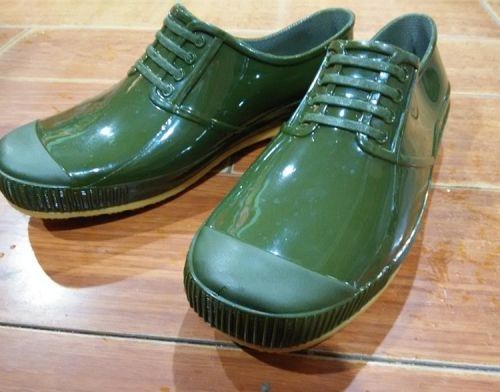  Chaussures - bottes caoutchouc homme Ref 967548