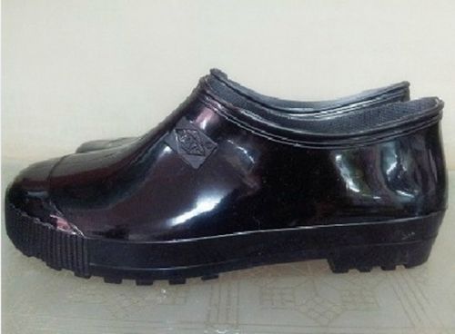 Chaussures - bottes caoutchouc homme pour printemps semelle Ref 967930