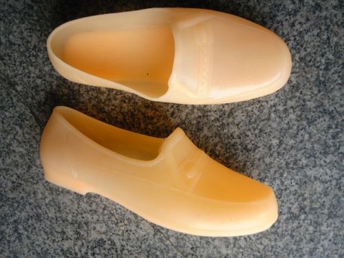 Chaussures - bottes caoutchouc homme semelle plastique Ref 968412