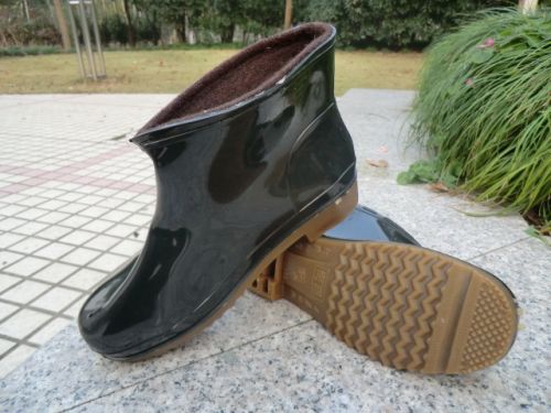 Chaussures - bottes caoutchouc homme pour hiver Ref 971472