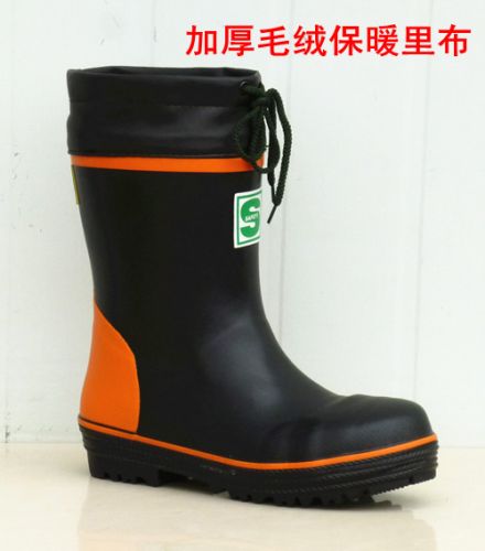 Chaussures - bottes caoutchouc homme pour hiver semelle Ref 972827