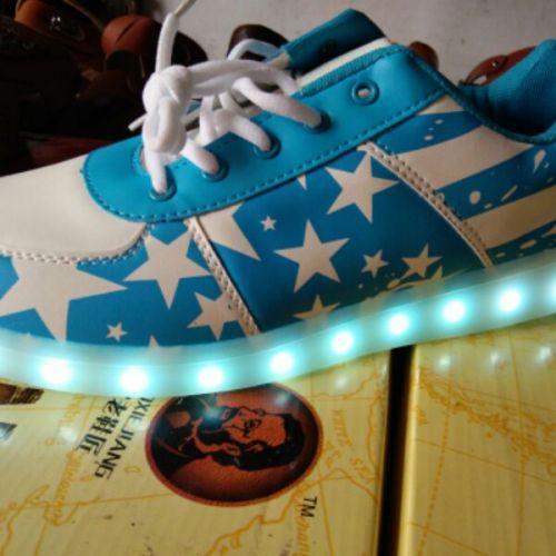 Chaussures à roulettes pour femme enfant - Ref 2562868
