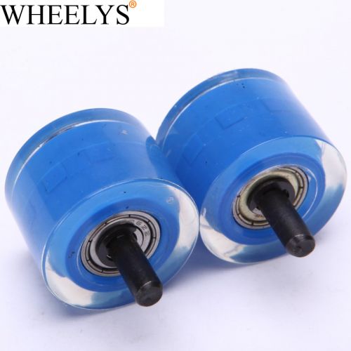 Chaussures à roulettes pour homme femme enfant WHEELY S - Ref 2564484