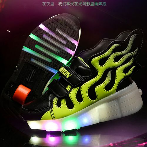 Chaussures à roulettes pour homme femme enfant - Ref 2564564
