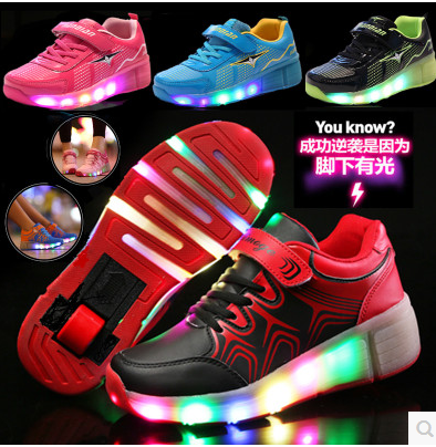 Chaussures à roulettes pour homme femme enfant - Ref 2565812