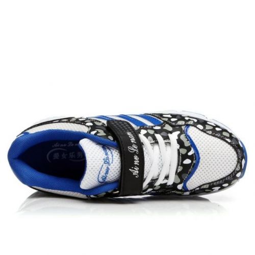 Chaussures à roulettes pour homme femme enfant - Ref 2565934