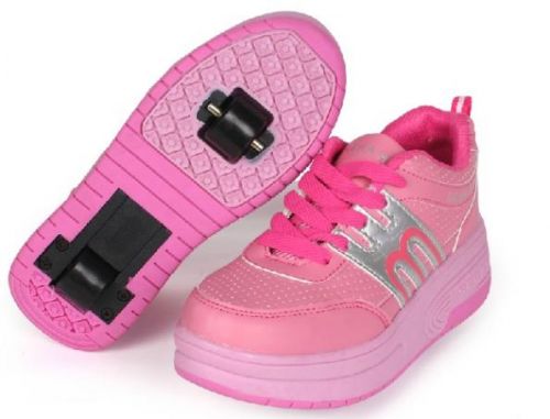 Chaussures à roulettes pour homme femme enfant - Ref 2566632