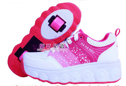 Chaussures à roulettes pour homme femme enfant - Ref 2566666