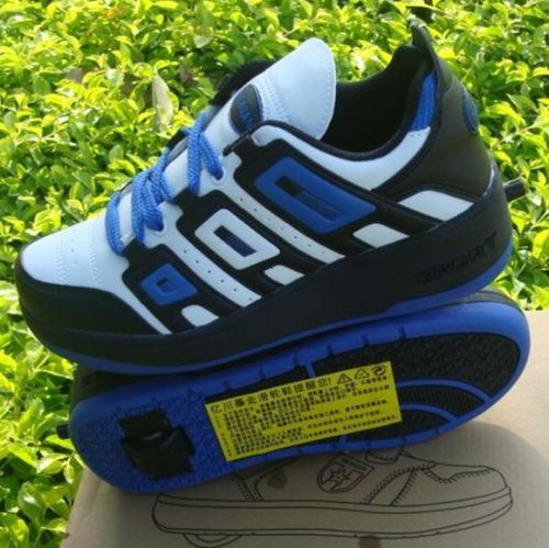 Chaussures à roulettes pour homme femme enfant - Ref 2567622