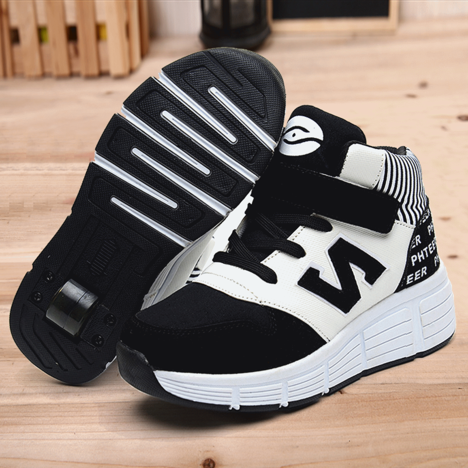 Chaussures à roulettes pour homme femme enfant PHTEER - Ref 2567699