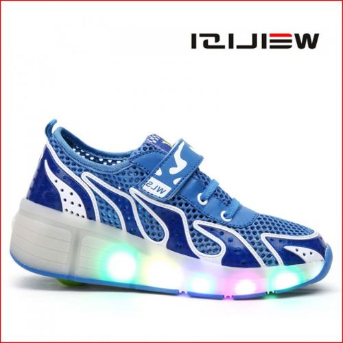 Chaussures à roulettes pour homme femme enfant - Ref 2568917