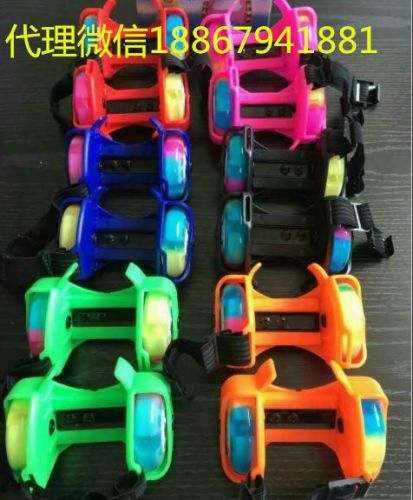 Chaussures à roulettes pour homme femme enfant - Ref 2569527