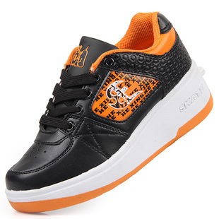 Chaussures à roulettes pour femme enfant - Ref 2569745