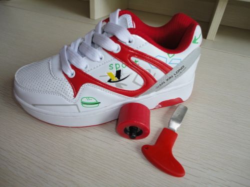 Chaussures à roulettes pour homme femme - Ref 2570407