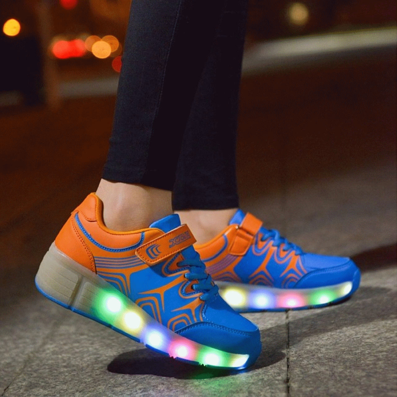 Chaussures à roulettes pour homme femme enfant SPORT - Ref 2570613