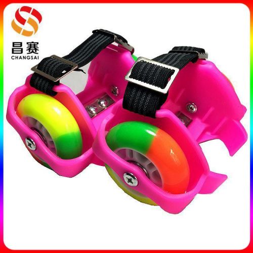 Chaussures à roulettes pour enfant - Ref 2571574