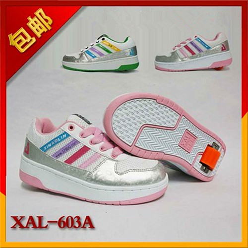 Chaussures à roulettes - Ref 2572128