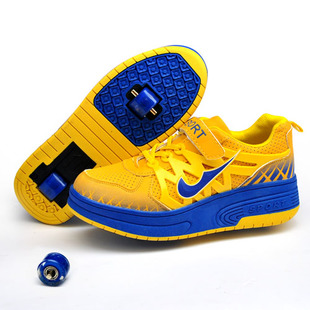 Chaussures à roulettes pour homme femme enfant - Ref 2572751