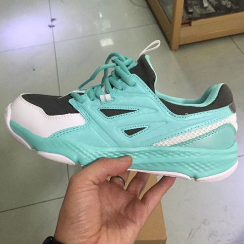  Chaussures de Badminton femme LINING - Ref 862487