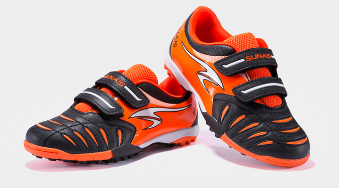 Chaussures de foot - ventilé Ref 2441987