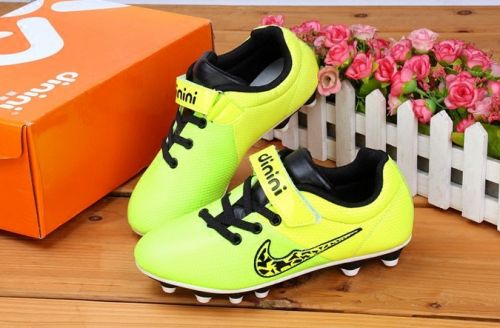 Chaussures de foot - ventilé, rembourrage en caoutchouc Ref 2442038