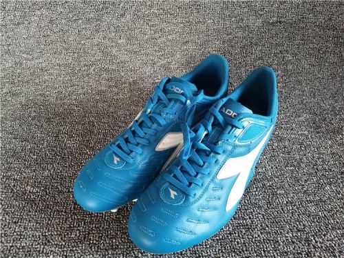 Chaussures de foot en cuir - ventilé, rembourrage caoutchouc Ref 2442093