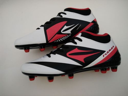 Chaussures de foot en Microfiber - rembourrage caoutchouc, Système Torsion Ref 2442268