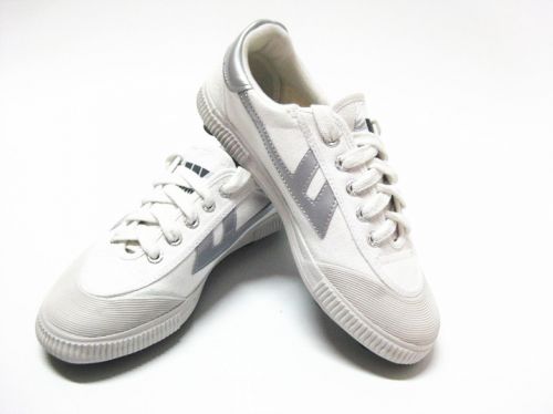 Chaussures de foot WARRIOR en toile - ventilé Ref 2442772