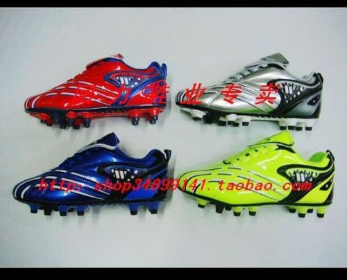 Chaussures de foot WARRIOR en fibre gramme haut pelage - Système Torsion Ref 2443199