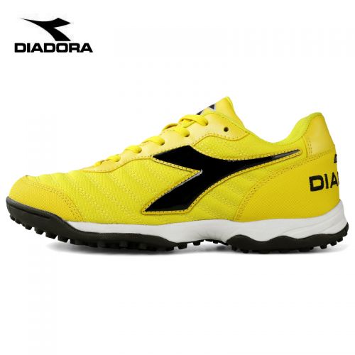 Chaussures de foot DIADORA en engrener - , ventilé, rembourrage caoutchouc Ref 2443386