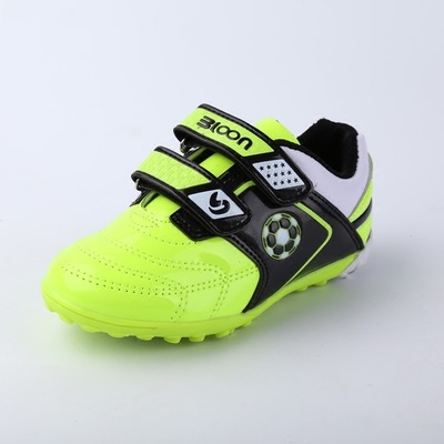 Chaussures de foot - Ref 2443779