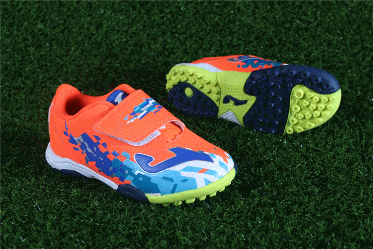 Chaussures de foot - Ref 2444089