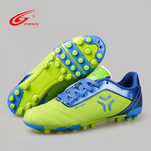 Chaussures de football en PU - ventilé, rembourrage caoutchouc, Système Torsion Ref 2441938