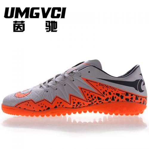 Chaussures de football UMGVCI en Espace haute peel - ventilé Ref 2442035