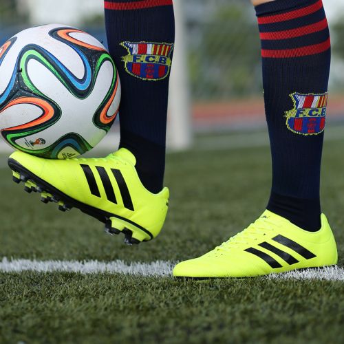 Chaussures de football LINING en PU - rembourrage caoutchouc, Système Torsion Ref 2442248