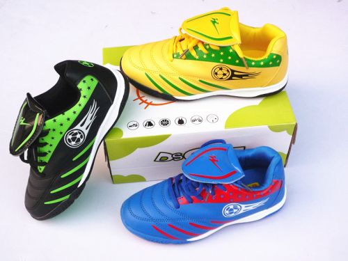 Chaussures de football FMAN en surface cuir - Ref 2444118